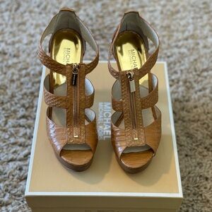 *Brand New* Michael Kors Heels